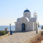 Maricosta Villa *